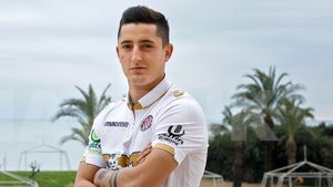 OFICIAL | Steliano Filip, noul jucător al lui Hajduk Split! "Ambiția mea este să câștig trofee"