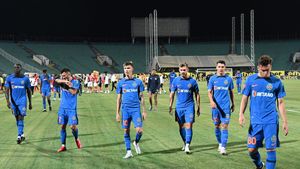 Răsturnare incredibilă de carieră! Fotbalistul fantomă de la FCSB a fost dat afară de două ori de Gigi Becali, dar rămâne la echipă: "Nu mai pleacă"