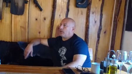 Patronul de la Ferma Dacilor ar arunca vina pe copiii din pensiune pentru incendiu! Ce ar fi putut face adolescenții: avocatul lui Cornel Dinicu dezvăluie varianta pe care procurorii nu au vrut să o verifice, deși adevărul trebuie să iasă la iveală