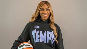 Serena Williams a trecut la baschet! A dat lovitura cu un club din WNBA