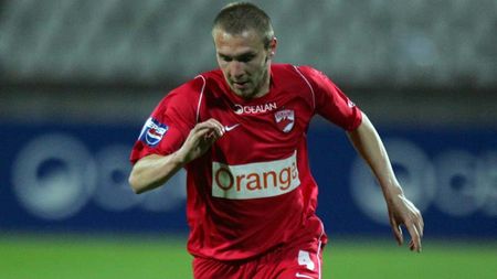 "Moți stă la Dinamo"