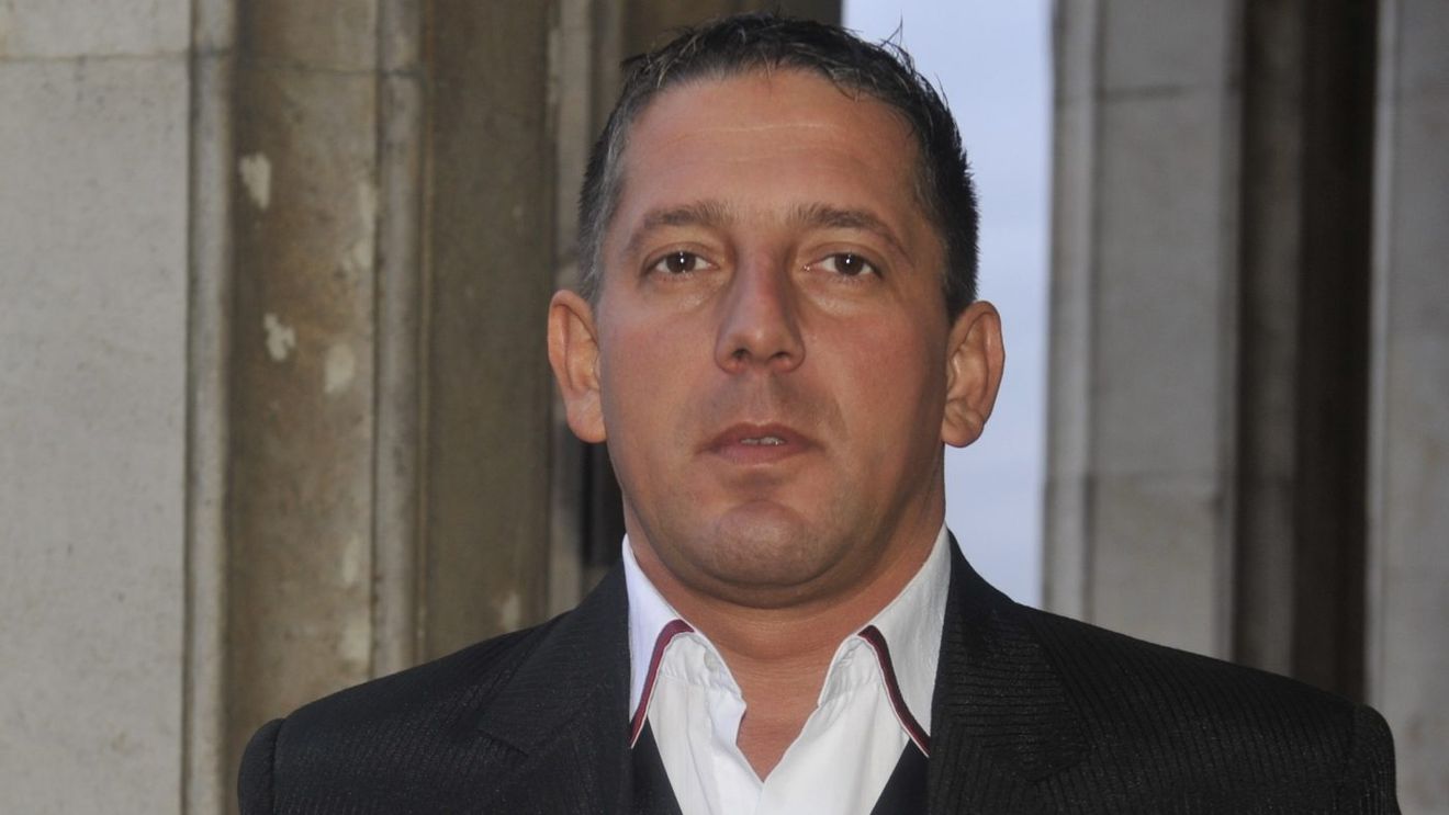 Costin Mărculescu a murit! Cunoscut ca un fan înrăit al Craiovei, actorul a fost găsit mort în cadă. Ce avere avea şi cum ajunsese la sapă de lemn!