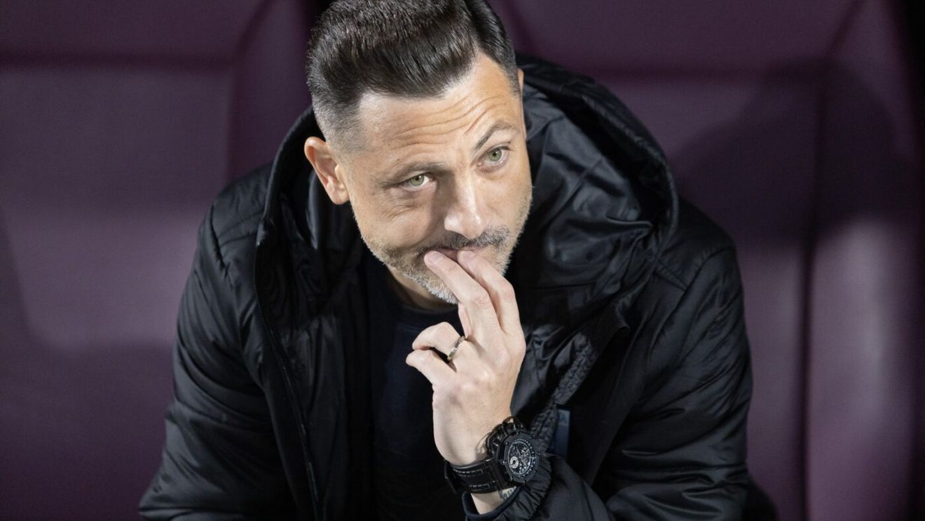 Mirel Rădoi i-a făcut praf pe cei patru jucători ai Universității Craiova lăsați în afara lotului pentru derby-ul cu Rapid! „Ai greșit o dată, îți mai dau o șansă, dar la a treia ești exclus!” Ce greșeli au făcut Andrei Ivan, Jovan Markovic, Sergiu Hanca și Ionuț Vînă!