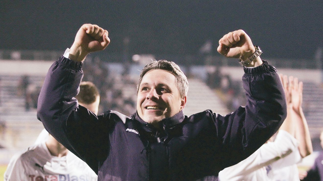 Șumudică: **"Urcați-i pe garduri!"