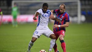 Curiosul caz al lui Nicandro Breeveld. Noul mijlocaș al Stelei are interzis la naționala țării sale: "Am putea ajunge la Mondial cu ce jucători avem". Din Liga a IV-a în Liga Campionilor, în doar 4 ani