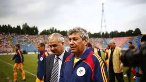 Scrisoarea tulburătoare a lui Anghel Iordănescu la moartea lui Mircea Lucescu, fostul coechipier și rival: „Drum lin, Mircea!” 