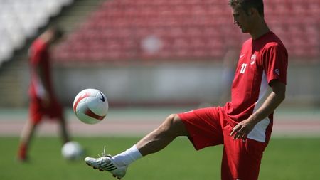 24 de jucători la reunirea lui Dinamo!** VEZI SURPRIZELE!