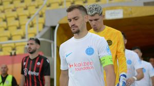 Gigi Becali e gata să-l vândă pe Darius Olaru, imediat după ce FCSB a pierdut calificarea: „Ăla îl ia!”