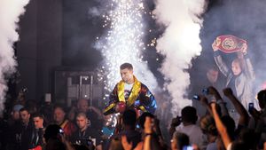 Bute s-a pregătit pentru infern!** S-a antrenat pe fondul sonor de pe Capital FM Arena și pe țipetele iubitei lui Froch! :) Carl: "E amuzant"