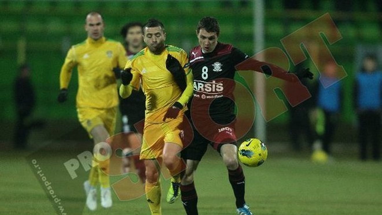 "I-am spus domnului Porumboiu că am fost sunat de Rapid!** Mă deranjează că am picat la mijloc" Ce spune Sânmărtean despre  plecarea patronului