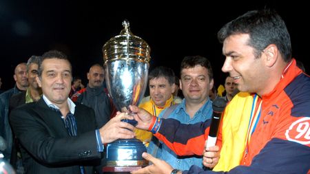 Gigi Becali l-a ironizat pe Cosmin Olăroiu, după FCSB - Midtjylland 2-0. Reacția deplasată a patronului