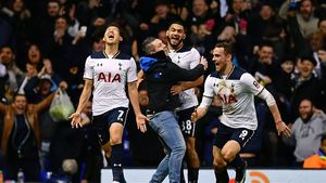Meci NEBUN în Cupa Angliei! O echipă din liga a patra a condus cu 2-0 și era în avantaj în minutul 89 al partidei cu Tottenham. Cum s-a terminat totul 