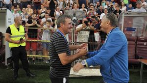 SuperLiga: Meci tare între Petrescu și Hagi » Pariem și la cota 2.20 la CFR Cluj – Farul »»