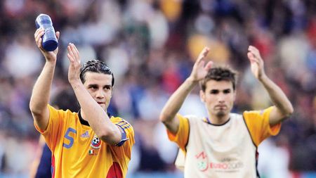 Mama lui Neșu speră: "Optimismul îl va vindeca!"** Mutu și Chivu, alături de "Bichon"