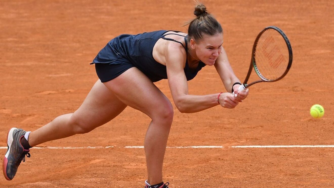 Rusoaica sponsorizată de compania care aprovizionează armata lui Vladimir Putin, obligată să își modifice echipamentul la Roland Garros! Măsura luată de organizatori