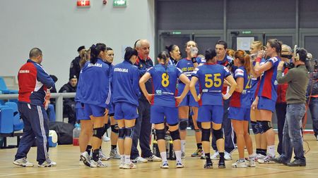 Naționala științifică! Înainte de CM, Tadici și-a evaluat jucătoarele la cel mai bun medic biochimist din România