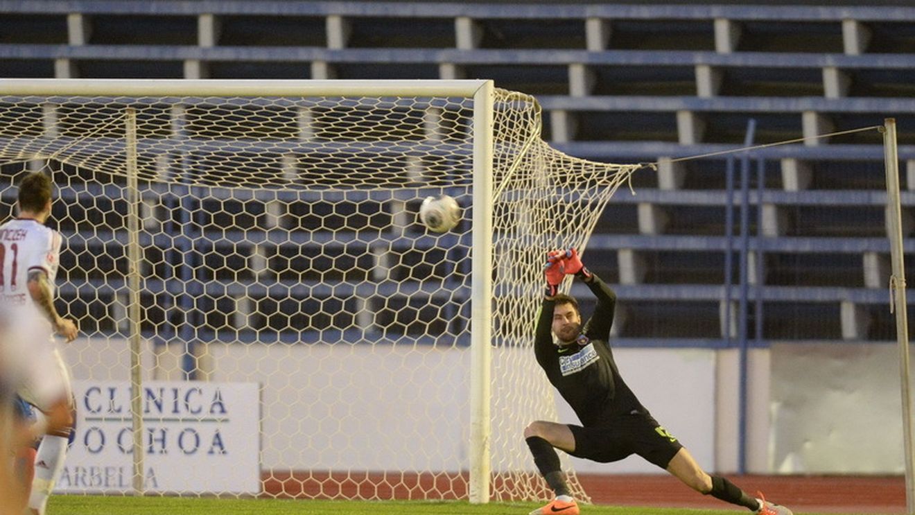 Fiorentina este îngrijorată de forma lui Tătărușanu: "Chiar a încasat 5 goluri?"