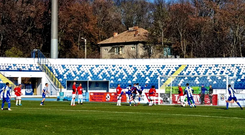 Poli Iași s-a impus cu 7-1 în testul cu Gloria Bălțați! Plusuri și minusuri pentru echipa lui Costel Enache. Jucătorul scos de pe teren și trimis direct la juniori