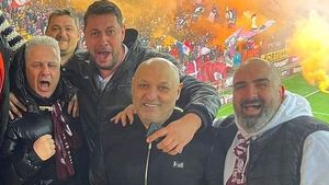 Gigi Corsicanu, reacție fabuloasă despre șansele ca FCSB să joace în Giulești: „Gigi Becali a înnebunit? Eu sunt frate cu Neluțu Varga. Fug de bătaie cu Sudul și vin să îi alerge ai noștri pe șine?”