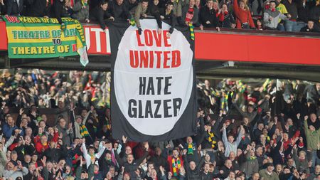 Glazer a refuzat o ofertă de 1.5 miliarde de lire pentru Manchester United
