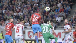 Schimbarea istorică pregătită în Liga 1: "Am discutat deja cu investitorii". Planul curajos pus la cale "pentru a micșora ecartul față de cluburile din Vest": "Vin și de acolo bani din drepturile de televizare"