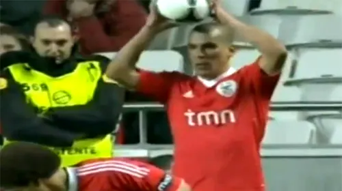 VIDEO** Rar vezi așa ceva pe terenurile de fotbal! Cum a decis un jucător al lui Benfica să execute un aut