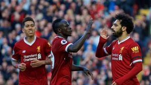 A dat Perez lovitura? France Footbal aruncă "bomba": "Real Madrid și Liverpool au ajuns la un acord pentru transfer!"