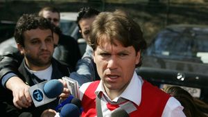 Răducioiu: "Petrecăreții de la Dinamo au minte de bibilici!"