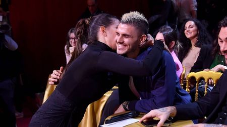 Ce cuplu neașteptat! Celebrul milionar din fotbal are o relație cu avocata pe care a angajat-o pentru divorțul de soția impresară