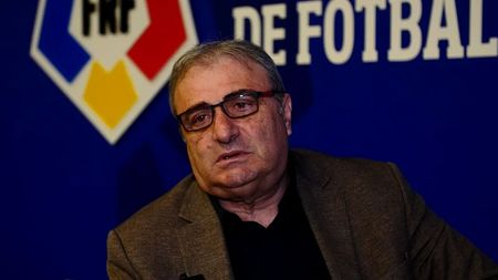 „Nu se pot compara cu Lucescu". Mihai Stoichiță, elogiul suprem pentru selecționer, după Kosovo - România 0-3