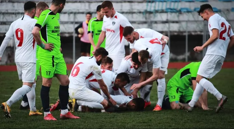 Bucovina Rădăuți a fost amendată pentru prezența suporterilor în tribune la meciul cu Foresta Suceava. Președintele, suspendat trei luni din activitatea sportivă