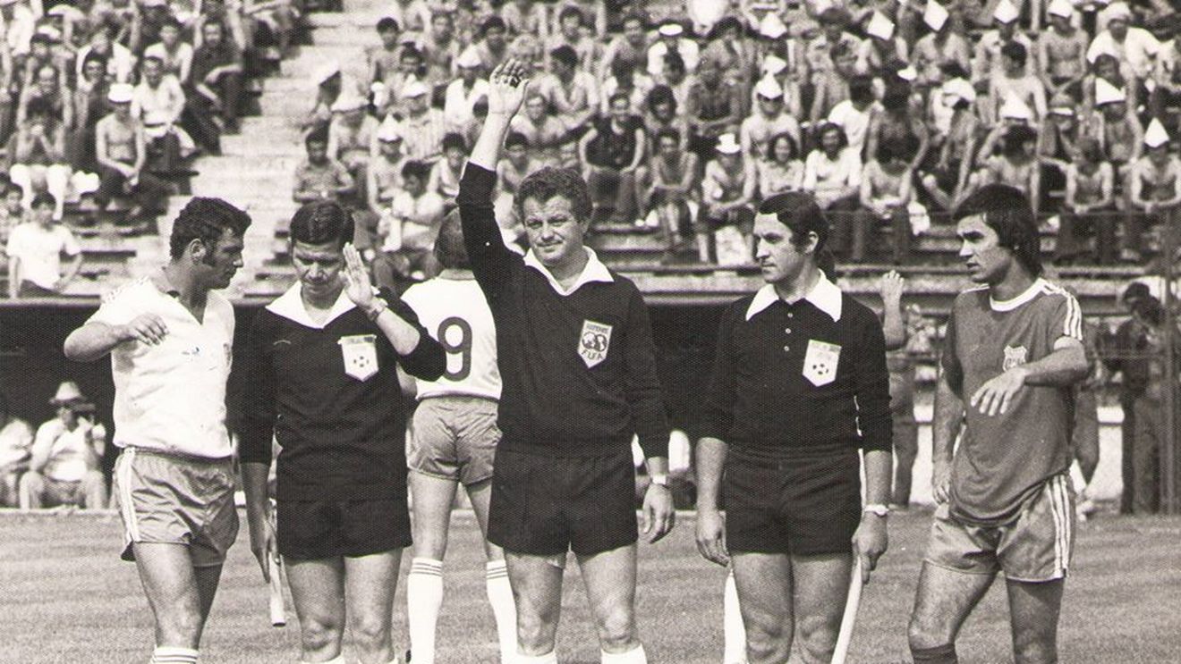 Doliu în fotbalul românesc! Un nume uriaș din arbitraj a încetat din viață. EXCLUSIV | Reacția lui Adrian Porumboiu și povestirea savuroasă cu Nicolae Dobrin: "Nea Otto, orice ai face, tot o bat singur pe Dinamo"
