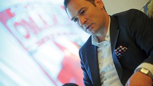 L-a lăsat cu "Gurița" căscată! Ce ofertă i-a făcut Dinamo lui Cosmin Contra