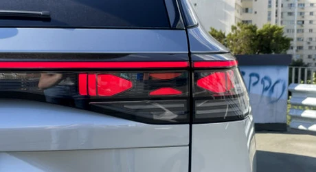 Am testat cel mai așteptat SUV de la VW. Te va face instant să uiți de Touareg - VIDEO