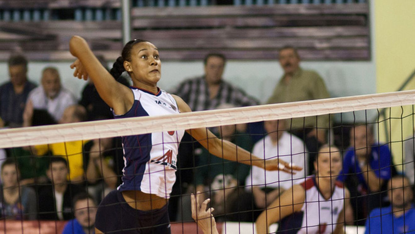 Metal Galați, învinsă fără drept de apel, în Ligă