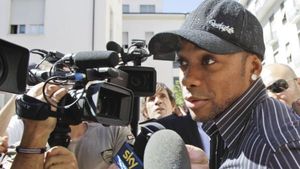 FOTO** Robinho a ajuns la Milano! "Voi face istorie" Italienii: "Cine o va opri pe Milan?"