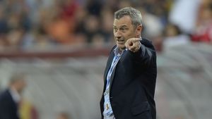 Dinamo a terminat la egalitate primul amical al iernii, scor 1-1. Echipa folosită de Mircea Rednic: au debutat Hanca, Batin și Ekeng. Moldoveanu s-a accidentat