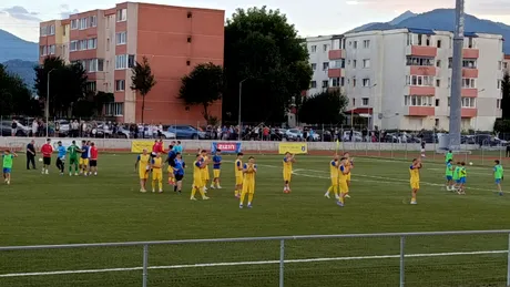 Din Liga 4 în grupele Cupei României! Corona Brașov a trecut și de CS Tunari și așteptă granzii din fotbalul românesc. Marian Constantinescu scrie istorie cu brașovenii: ”Aș vrea o grupă tare cu FCSB, Rapid și Poli Timișoara”