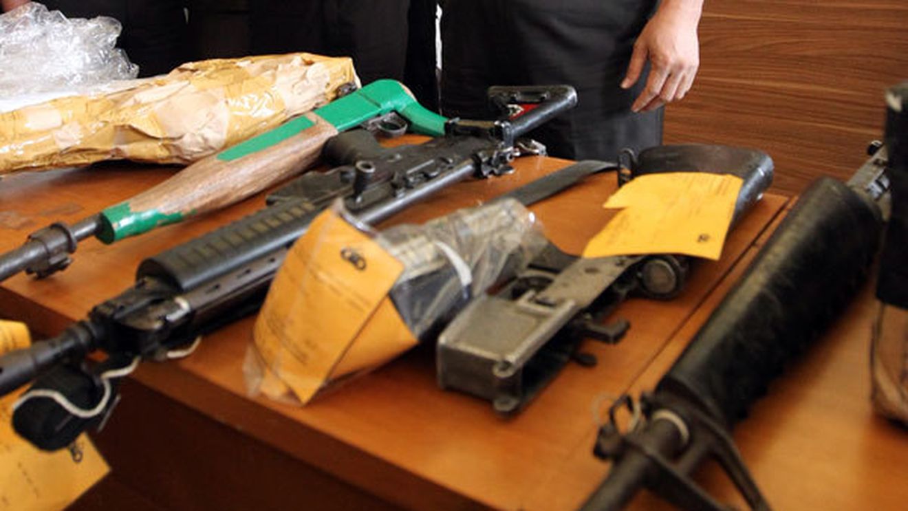 ȘOCANT! Se întâmplă în ELVEȚIA! Patronul unei echipe a intrat în vestiar cu gărzi ÎNARMATE, pentru "a-i pune la punct pe jucători"