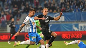 FRF anunță schimbarea protocolului în contextul pandemiei de Covid-19! Fotbaliștii vor mai putea intra pe teren numai în baza Certificatului Verde