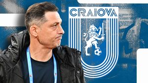 Mirel Rădoi intenţionează să demisioneze după meciul din Cupa României, cu Sănătatea Cluj. Decizia luată de club în privinţa sa. EXCLUSIV