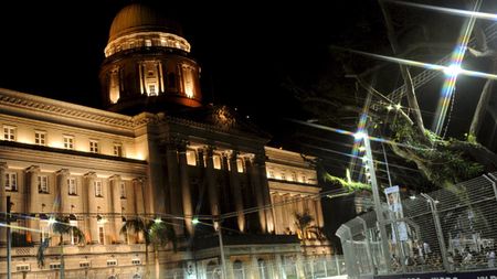 Massa, în pole-position la Singapore