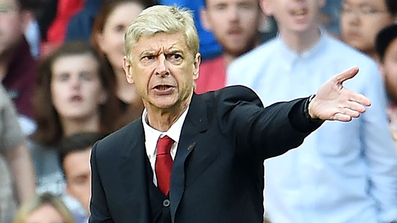 Fanii lui Arsenal așteaptă transferuri, Wenger renunță la atacanți. Vârful cedat la Sporting Lisabona