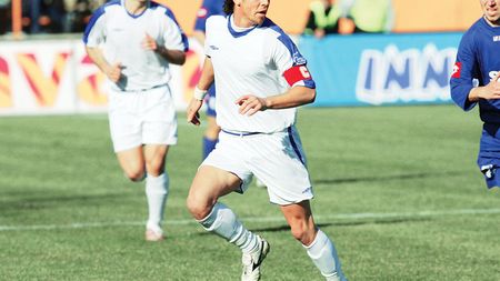 Debut cu stângul pentru Unirea