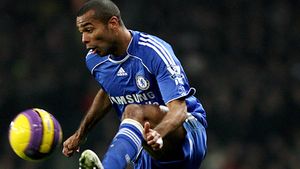 Ashley Cole va juca accidentat la Moscova?