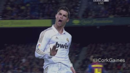 FOTO Asta e ULTIMA pentru fanii BarÃ§ei! Nu-l mai SUPORTĂ‚ pe Ronaldo! Gestul sfidător care a făcut 90.000 de oameni să turbeze