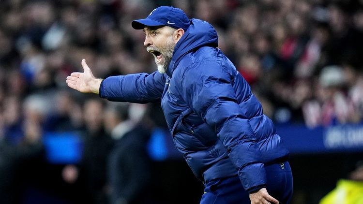 Omul care l-a ținut pe Drăgușin rezervă e distrus pentru decizia care a șocat Europa: „E cea mai proastă abordare posibilă!”