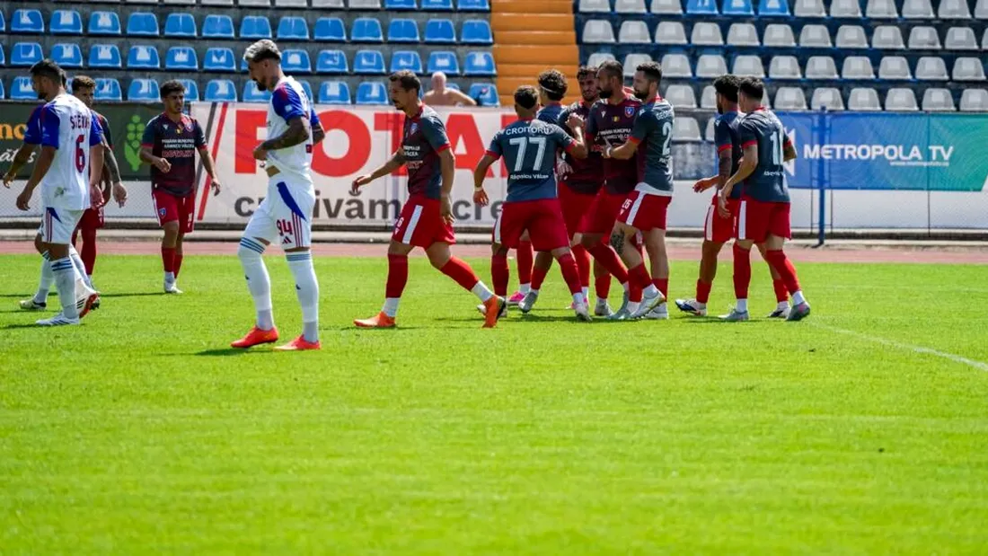 SCM Râmnicu Vâlcea și-a prezentat lotul pentru Liga 2 în amicalul câștigat cu Steaua. Nou-promovata i-a umilit pe bucureșteni