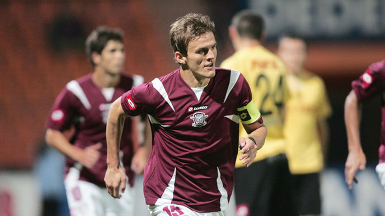 "În România voi evolua numai pentru Rapid!"