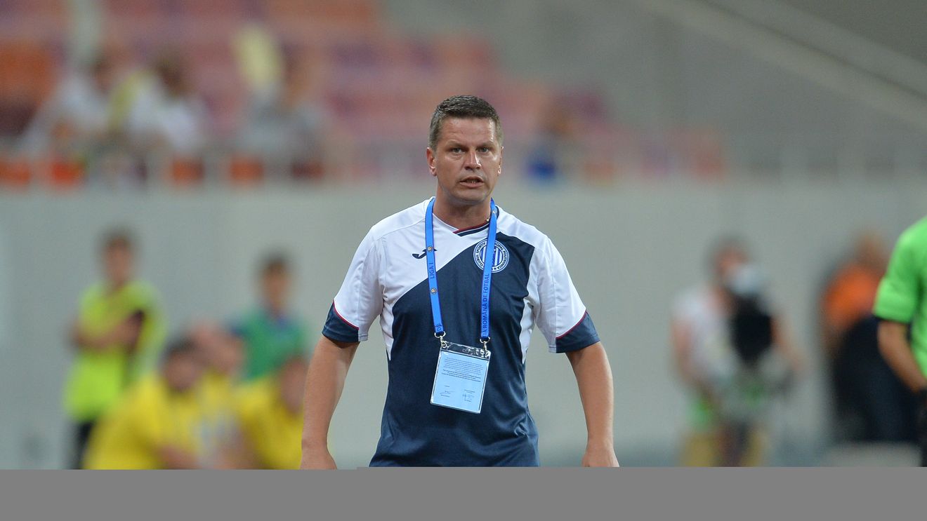 Stoican a explicat cum și-a motivat jucătorii înaintea meciului cu Dinamo. Ce imagini a pus în vestiar